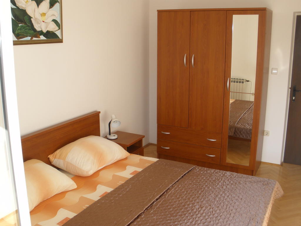 Apartments Sunce Mlini Exterior photo